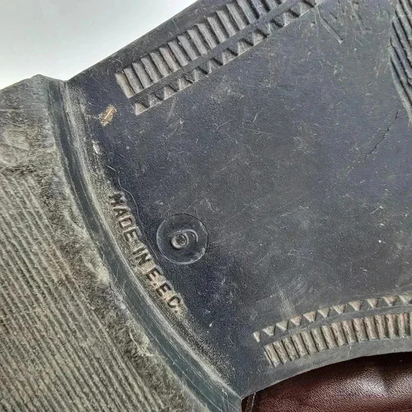 Vintage 90s Brown Leather Capped Toe Cottage Boots - 6 - Picture 11 of 11